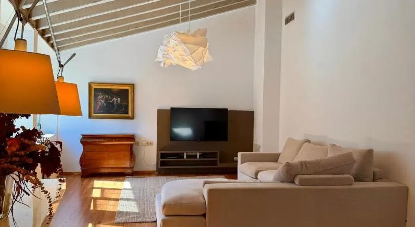 La Força Penthouse - Image 1