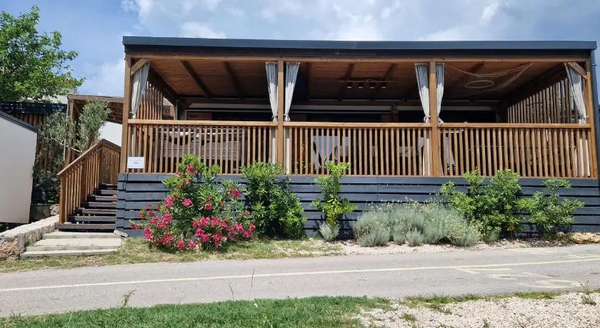 Mobile home KMZ - Image 1