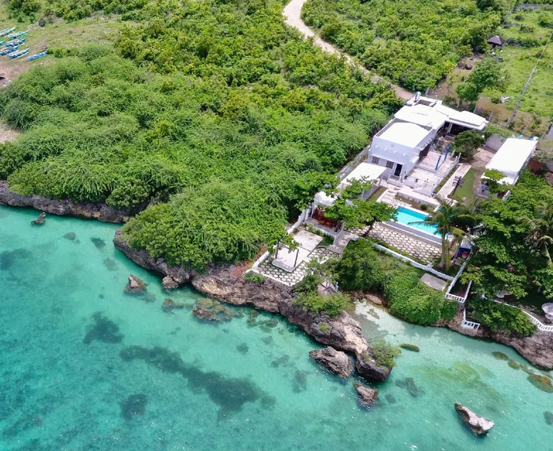 Kandugyap House by the Sea - Image 1