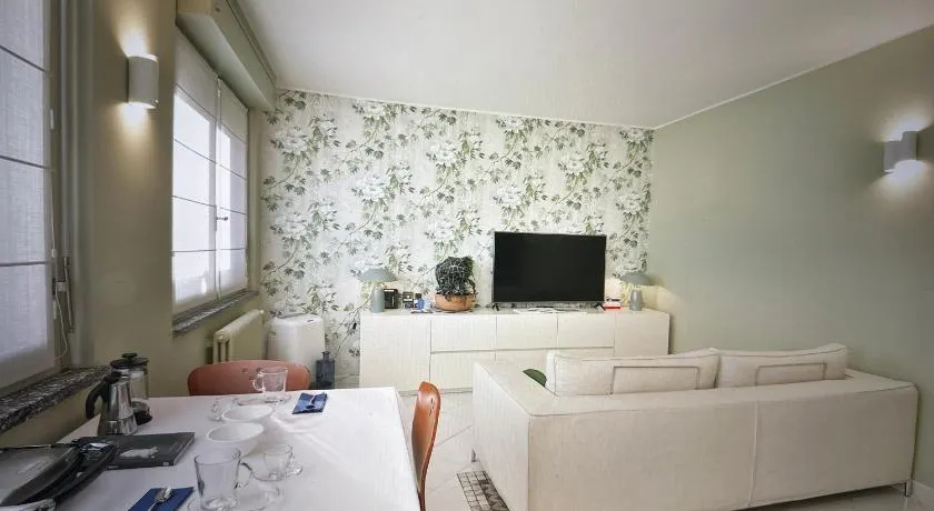 Comosole - Image 1