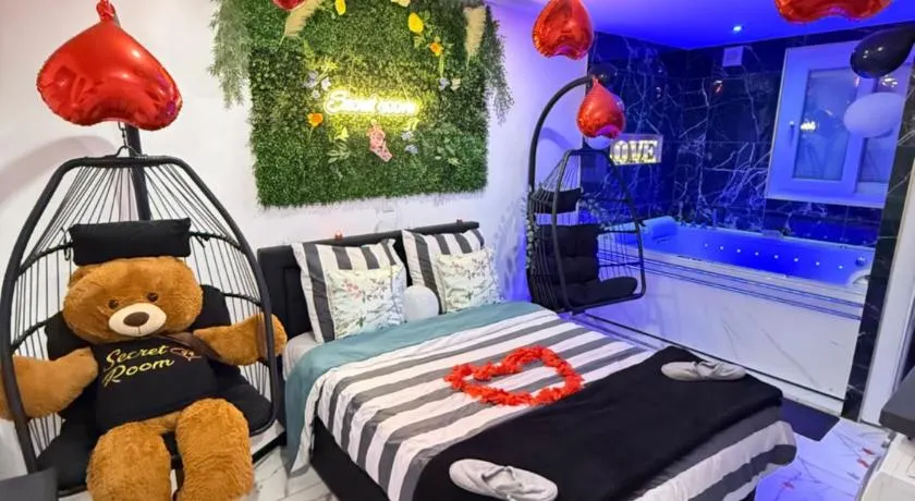 Love room spa - Image 1