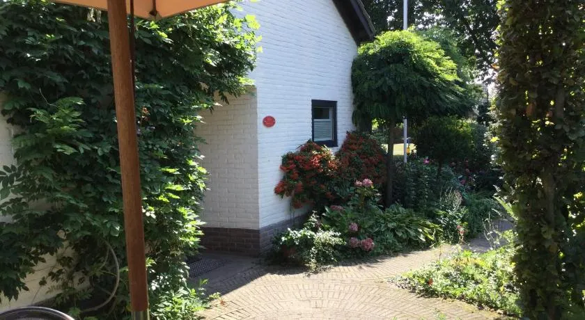 B&B Bosrand - Image 1