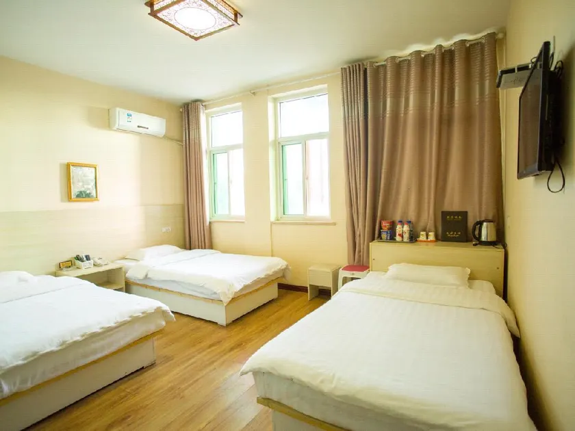 Lanting Express Hotel - Image 1