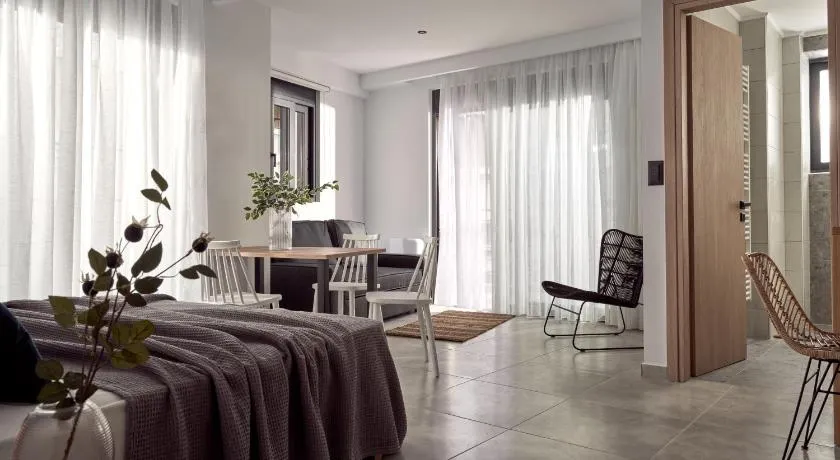 Giannoulis City Apartments - Image 1