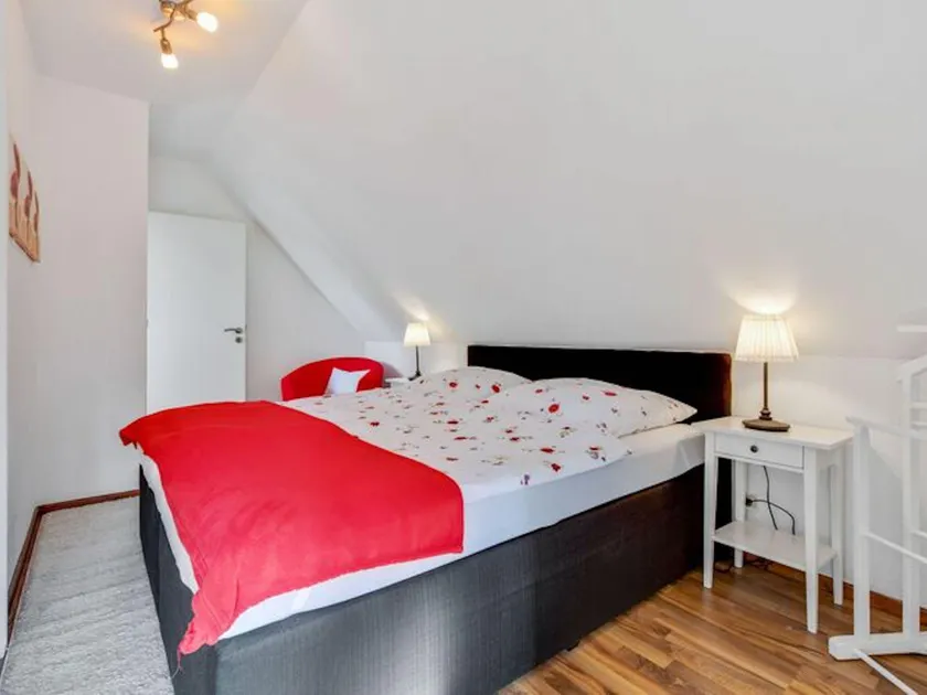 Scenic Apartment in Oldenburg near Sea and Forest - Image 1