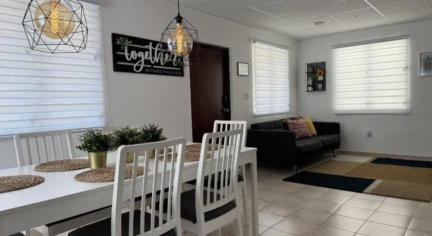 Fontana Sunset - Spacious 3BR Family Home - Image 1