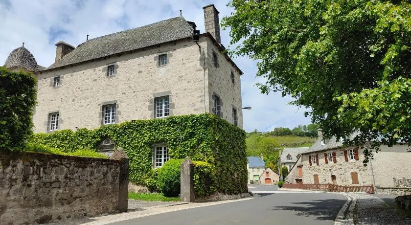 3 chambres d'hôtes, Besson, à Lieutadès en Aubrac - Image 1
