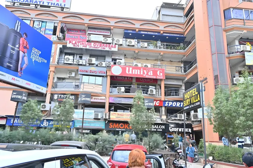 HOTEL SURY VILLA - Image 1