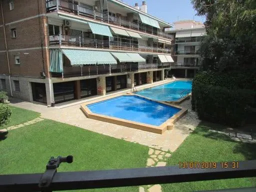 Apart.con piscina en Sitges zona residencial - Image 1