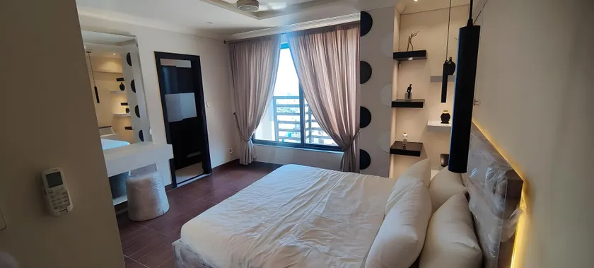 Two Bedroom Designer Appartment - Image 1