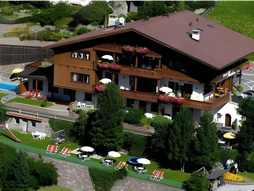 Gran Tubla Apartments Dolomites - Image 1