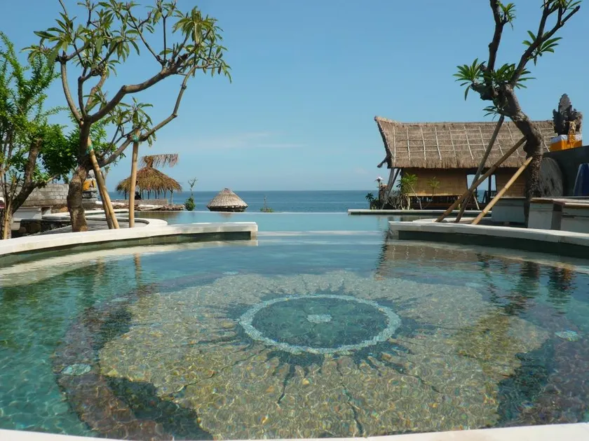 Classic Beach Villas - Image 1