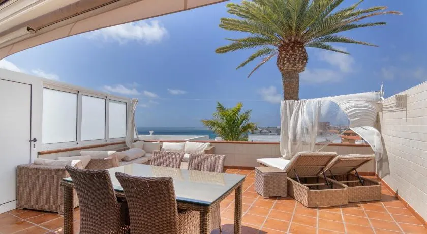 Confortable Bungalow With Views - Image 1