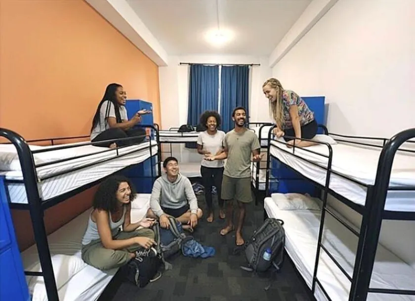 Big Backpackers Hostel - Image 1