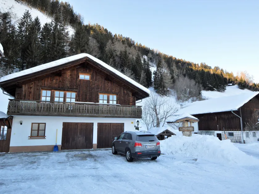 Welcoming Holiday Home in Ski Area in Bürserberg - Image 1