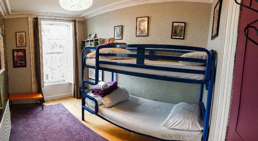 Vagabonds Hostel - Image 1