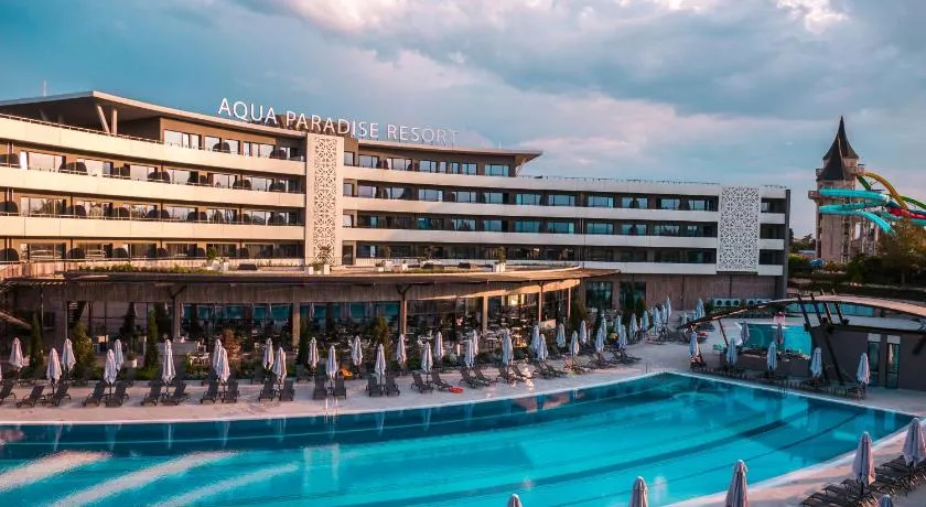 Aqua Paradise Resort & Aqua Park - Image 1