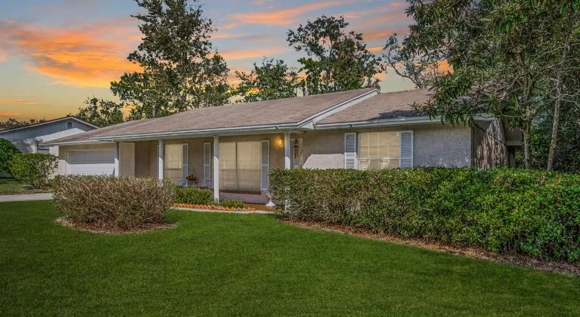 Rainey 5577 - Image 1