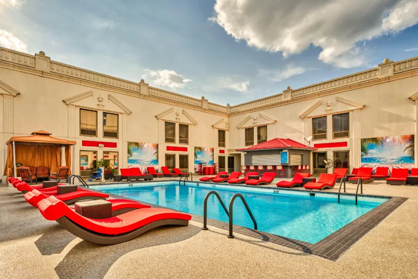 Horseshoe Tunica, A Caesars Destination - Image 1