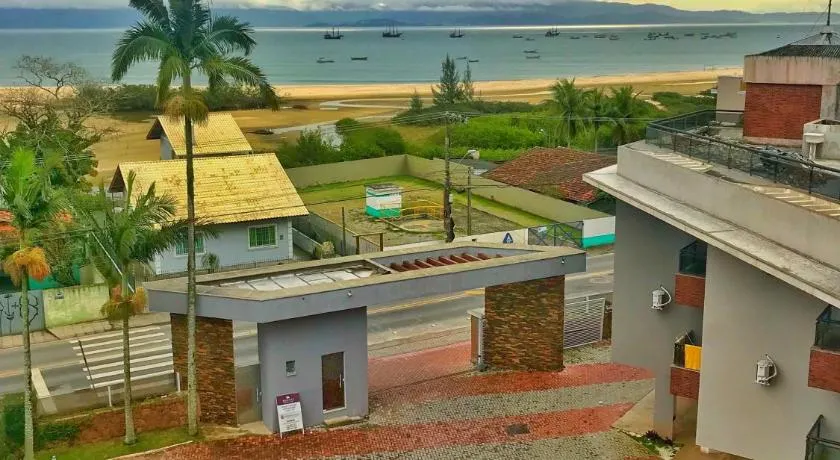 Apartamento beira mar em Ponta das Canas - Image 1