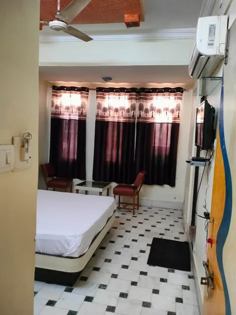 Hotel Siddharth - Image 1