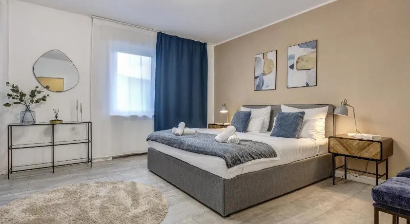 Zentrale Design Wohnung in Ufernähe - 105 qm - Parkplatz - Küche - Netflix - Image 1