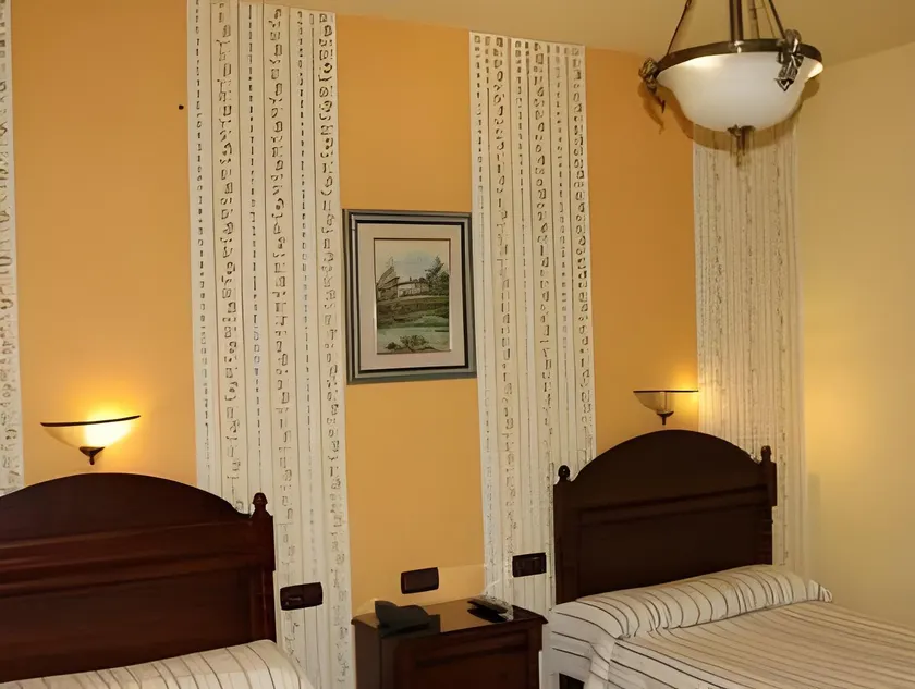 Hotel Frijon - Image 1