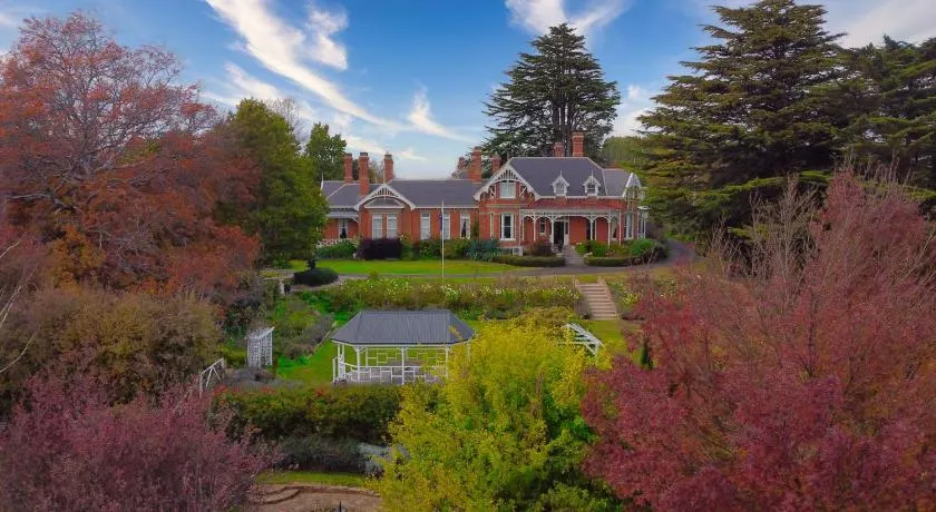 Arcoona Manor - Image 1