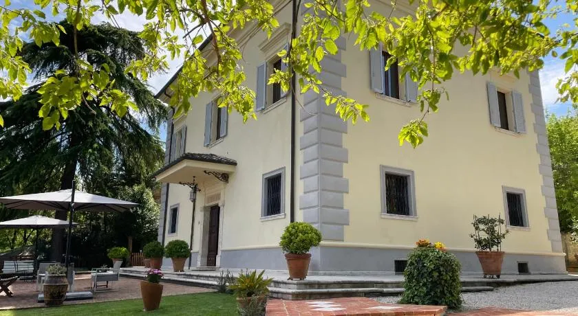 Maison Tuscany Bed&Breakfast - Image 1