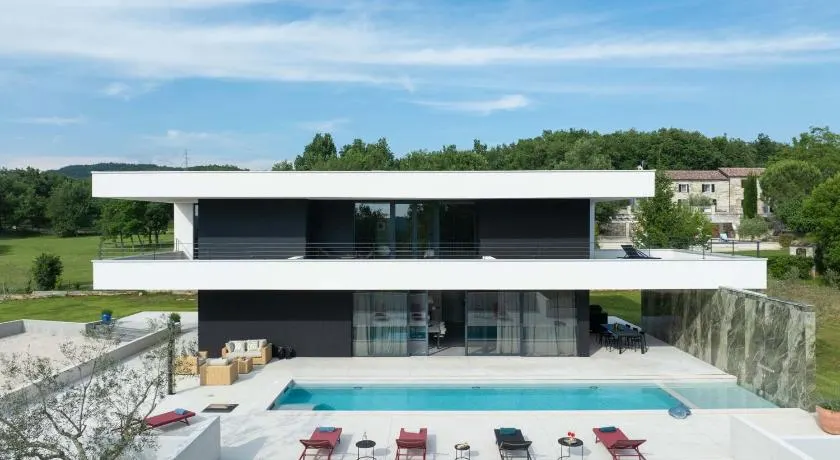 Beautiful She Luxury Villa with view in Groznjan - Image 1