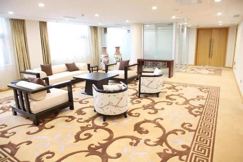 Jiangquan Hotel - Image 1