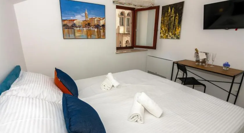 B&B Rooms Old Town Rab - Image 1