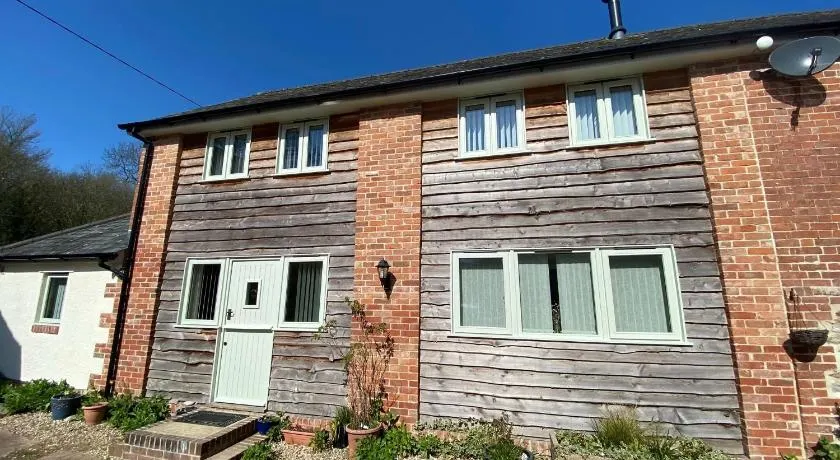 Guernsey Cottage - Image 1