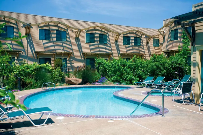 DoubleTree by Hilton Napa Valley American Canyon - Image 1