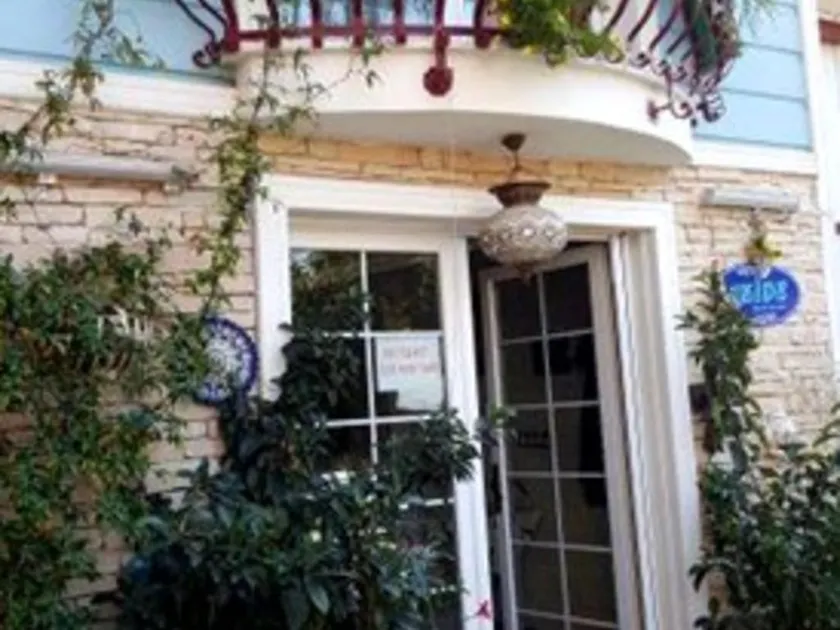 AKİDE BUTİK PANSİYON - Image 1