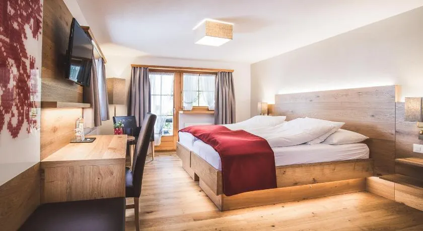 Collina Bed and Breakfast Lenzerheide - Image 1