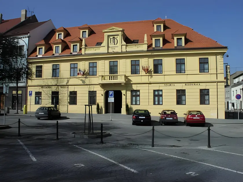 Hejtmanský dvůr - Image 1