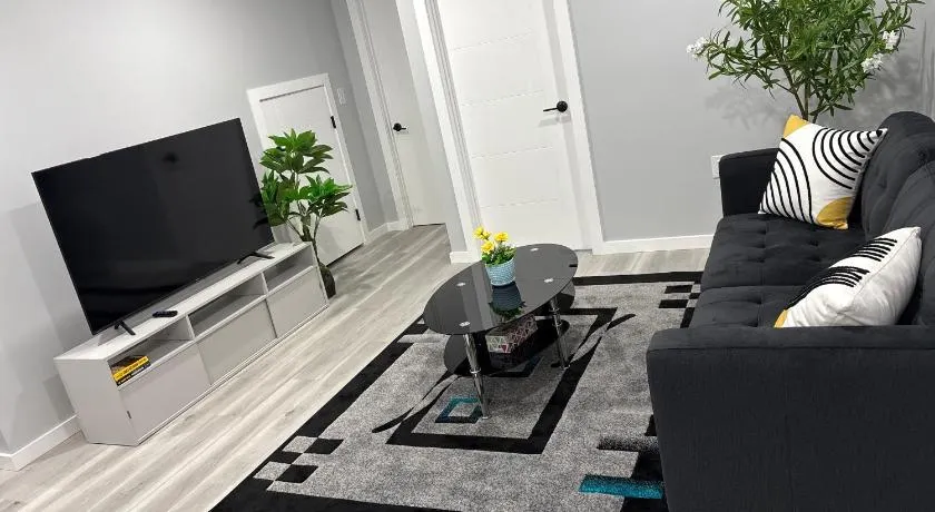 Spacious Entire Basement Suite with Free Parking Self Check In - Image 1