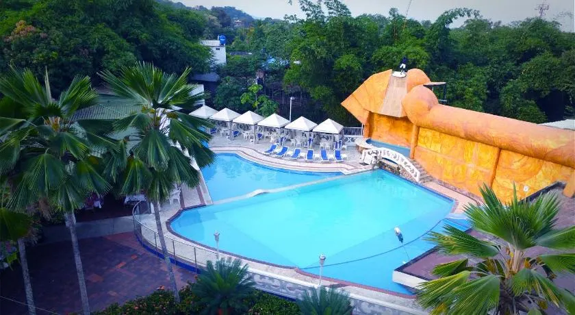 Bosque Hotel - Image 1