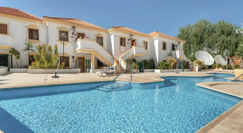 Las Americas 2 bedroom apartment - Image 1