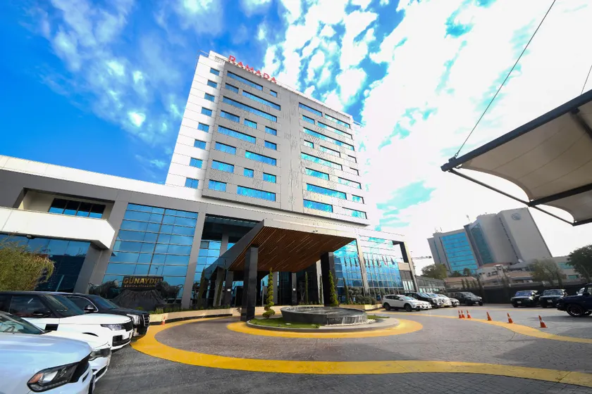 Ramada by Wyndham Erbil Gulan Street - Image 1