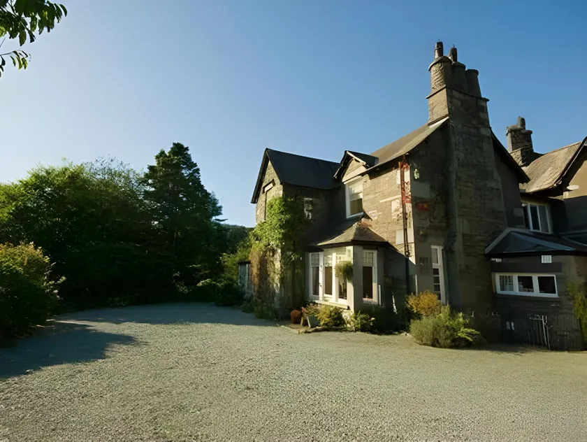 Crow How Country Guest House - Image 1