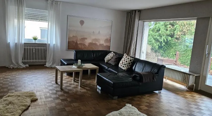 Schöne Zimmer am Langenselbolder Dreieck A 45 A 66 - Image 1
