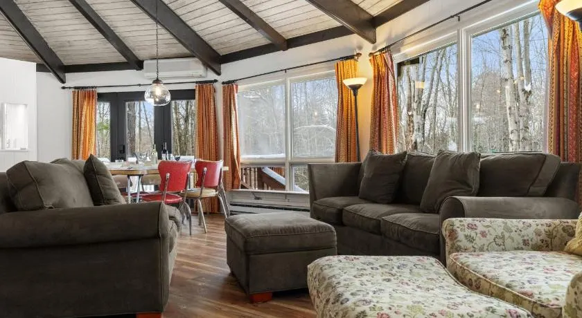 Chic 2 BD 2 BA Near Skiing Fireplace etc - Image 1