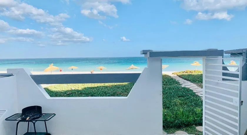 Casa del Mar Residences - Image 1