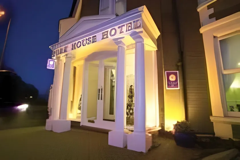 York House Hotel - Image 1