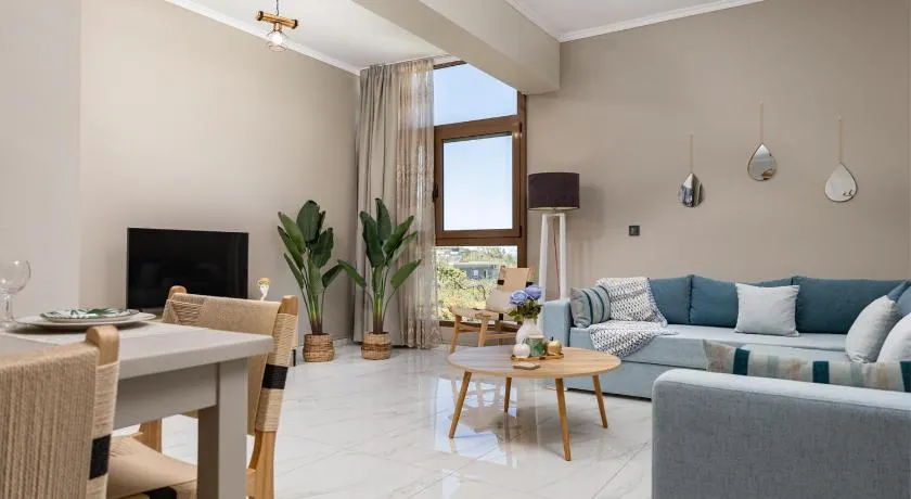 Golden Coast Residences - Image 1