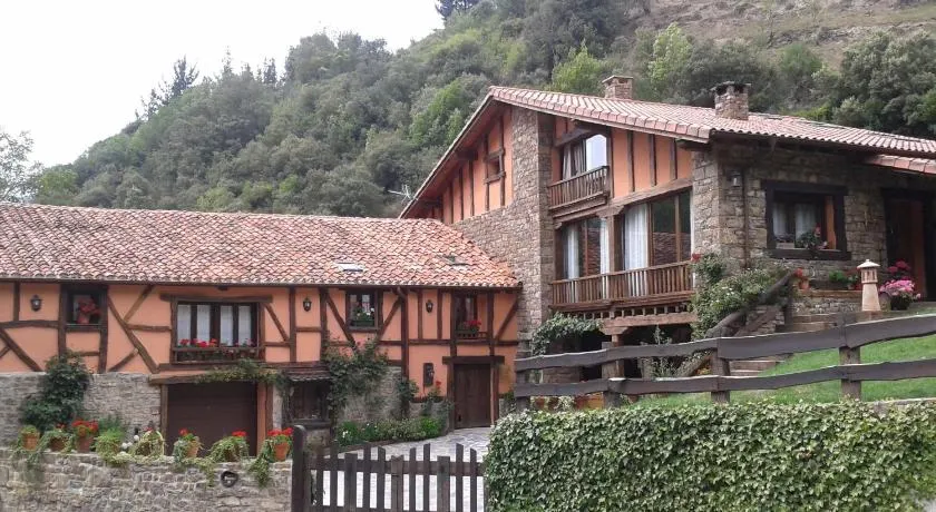 Apartamento Rustico El Cerezo - Image 1