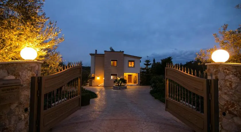 Nature Villa - Image 1