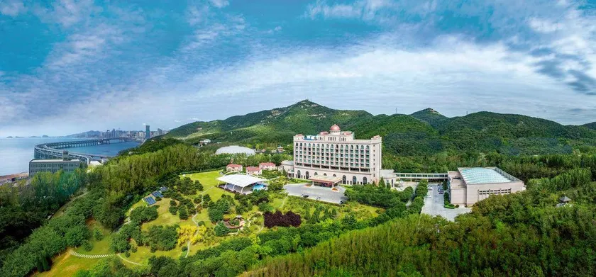 Dalian International Finance Conference Center - Image 1